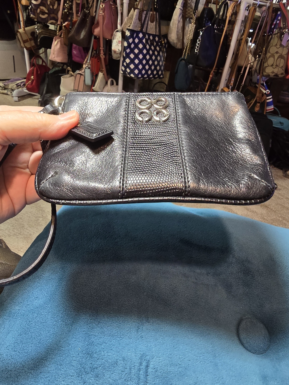 COACH Black Leather Wristlet with Signature Hardware Great Condition 6.5x4.5 - Picture 9 of 11